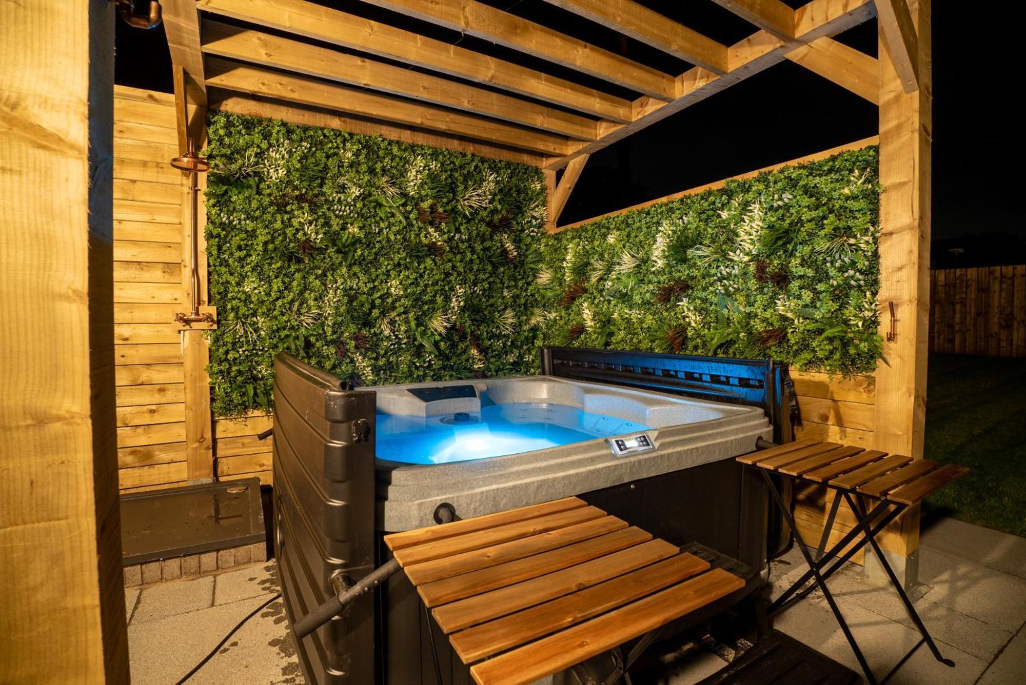 Cottage With Hot Tub Near Knockhill Saline 외부 사진
